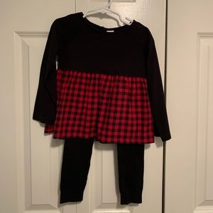 Gap Mixed media top and bottom